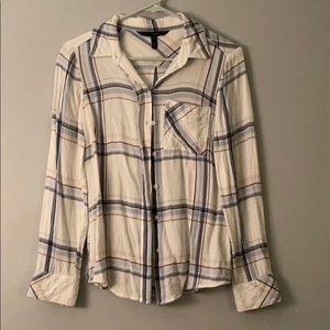 Long sleeve plaid shirt